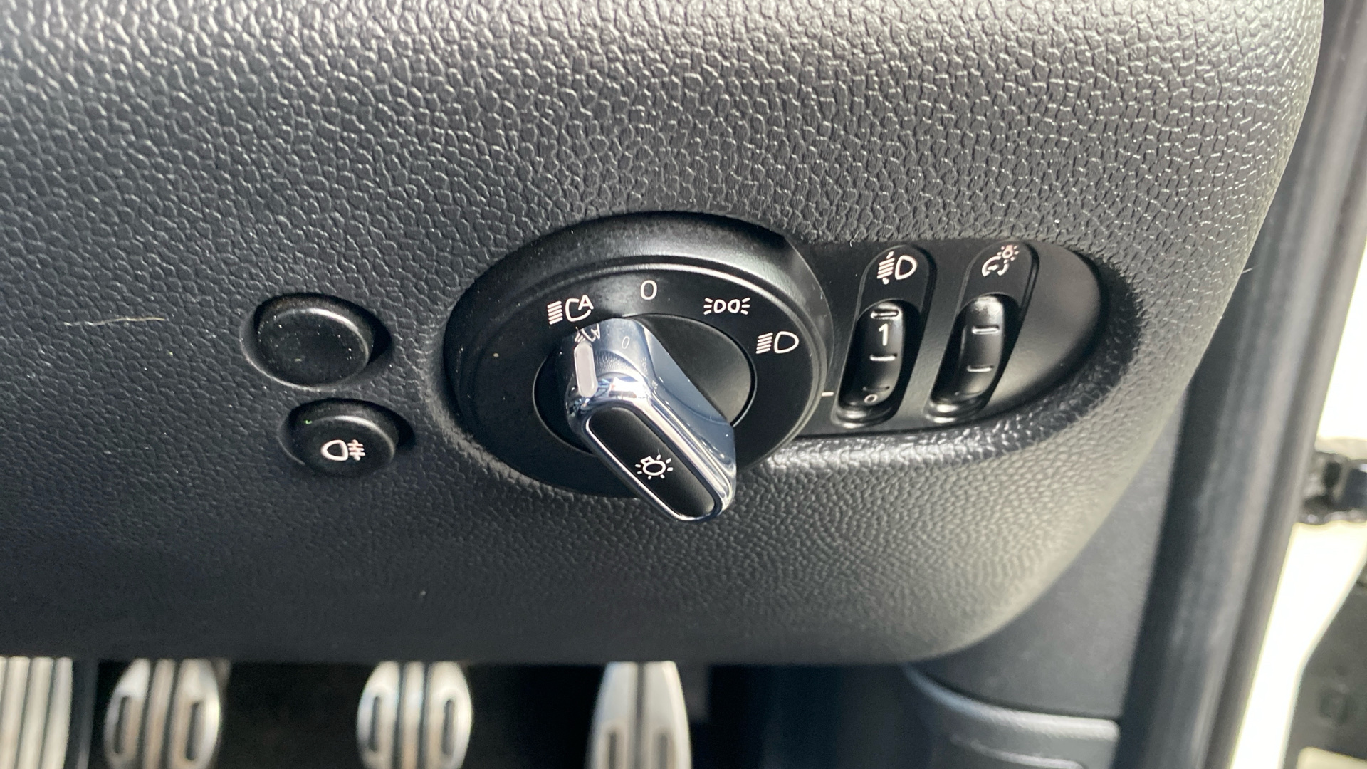 Used MINI 5-Door Hatch 2.0 Cooper S Sport Euro 6 (s/s) 5dr - Image 32