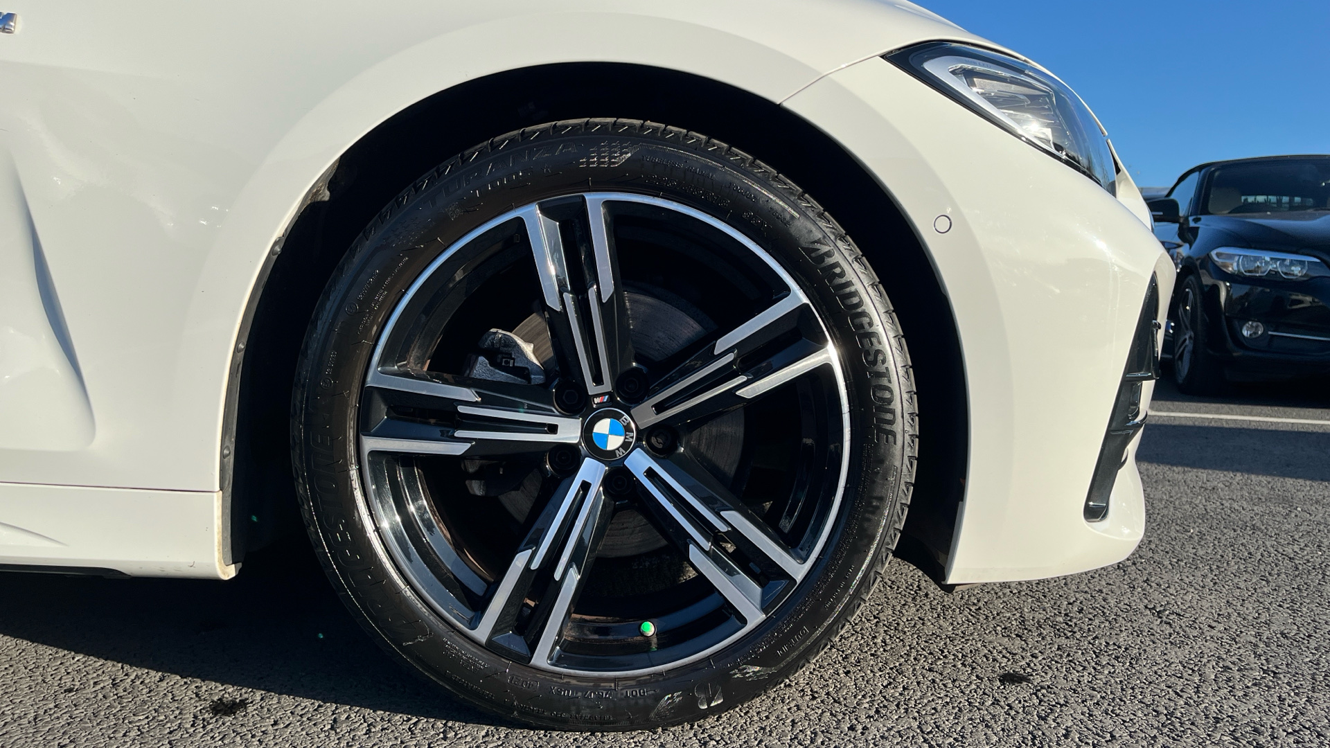 Used BMW 4 Series 2.0 420i M Sport Auto Euro 6 (s/s) 2dr - Image 14