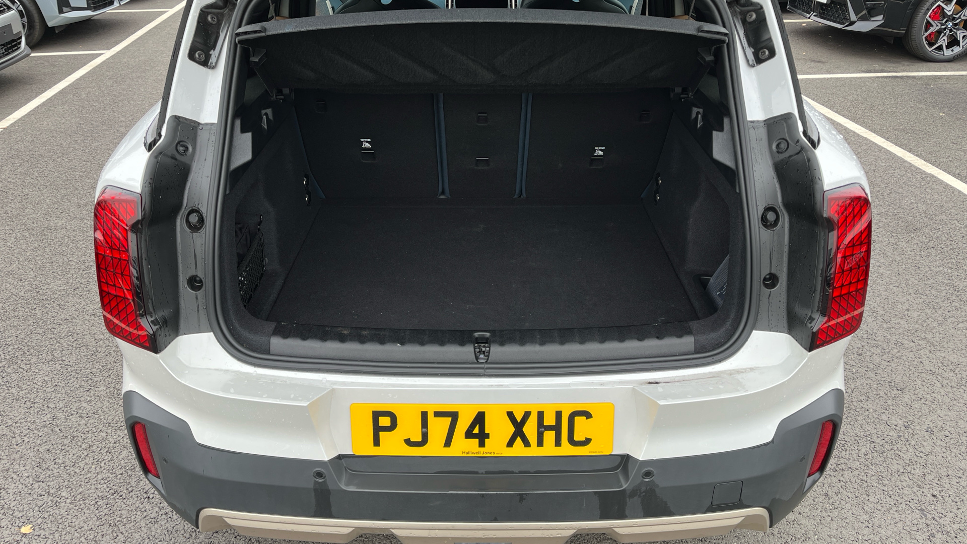 Used MINI Countryman 2.0S MHEV Exclusive Auto ALL4 Euro 6 (s/s) 5dr - Image 14