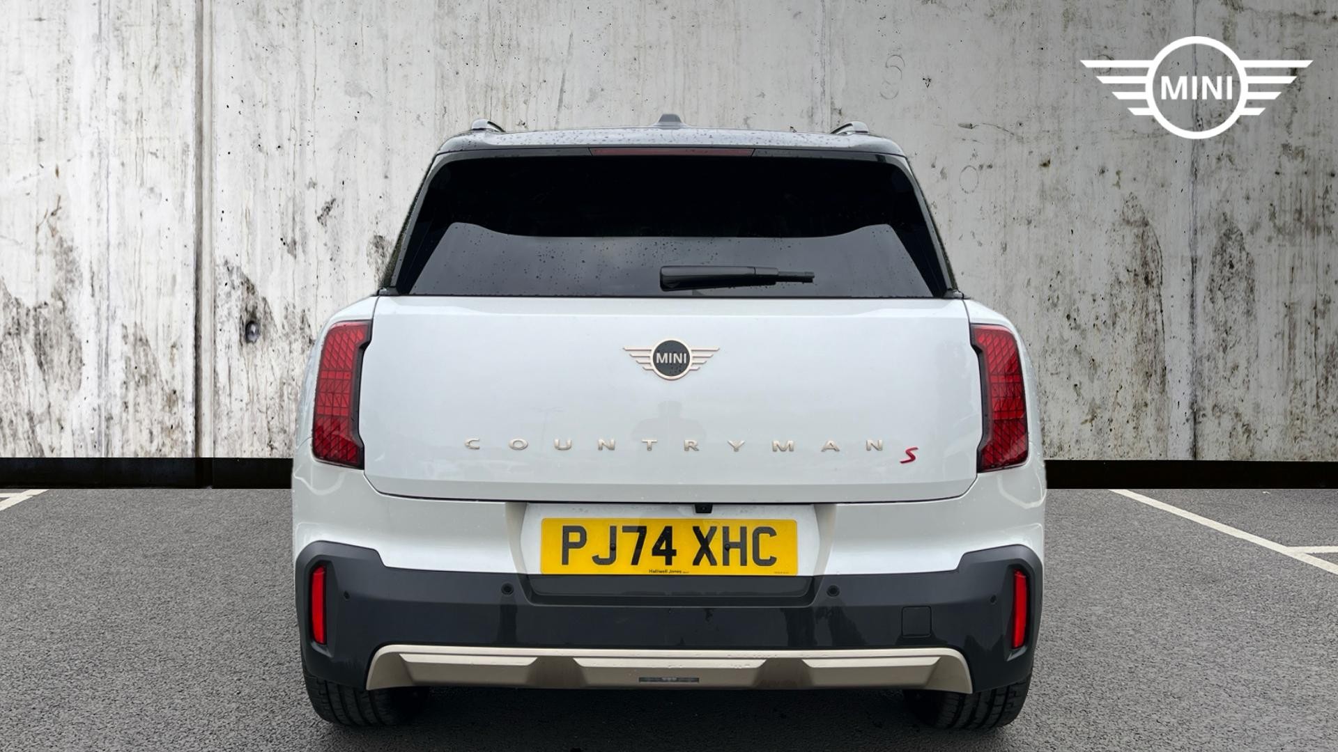Used MINI Countryman 2.0S MHEV Exclusive Auto ALL4 Euro 6 (s/s) 5dr - Image 16