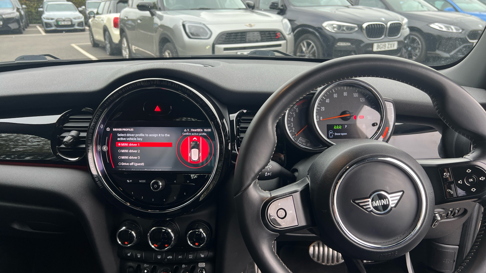 Used MINI 5-Door Hatch 1.5 Cooper Sport Steptronic Euro 6 (s/s) 5dr - Image 5