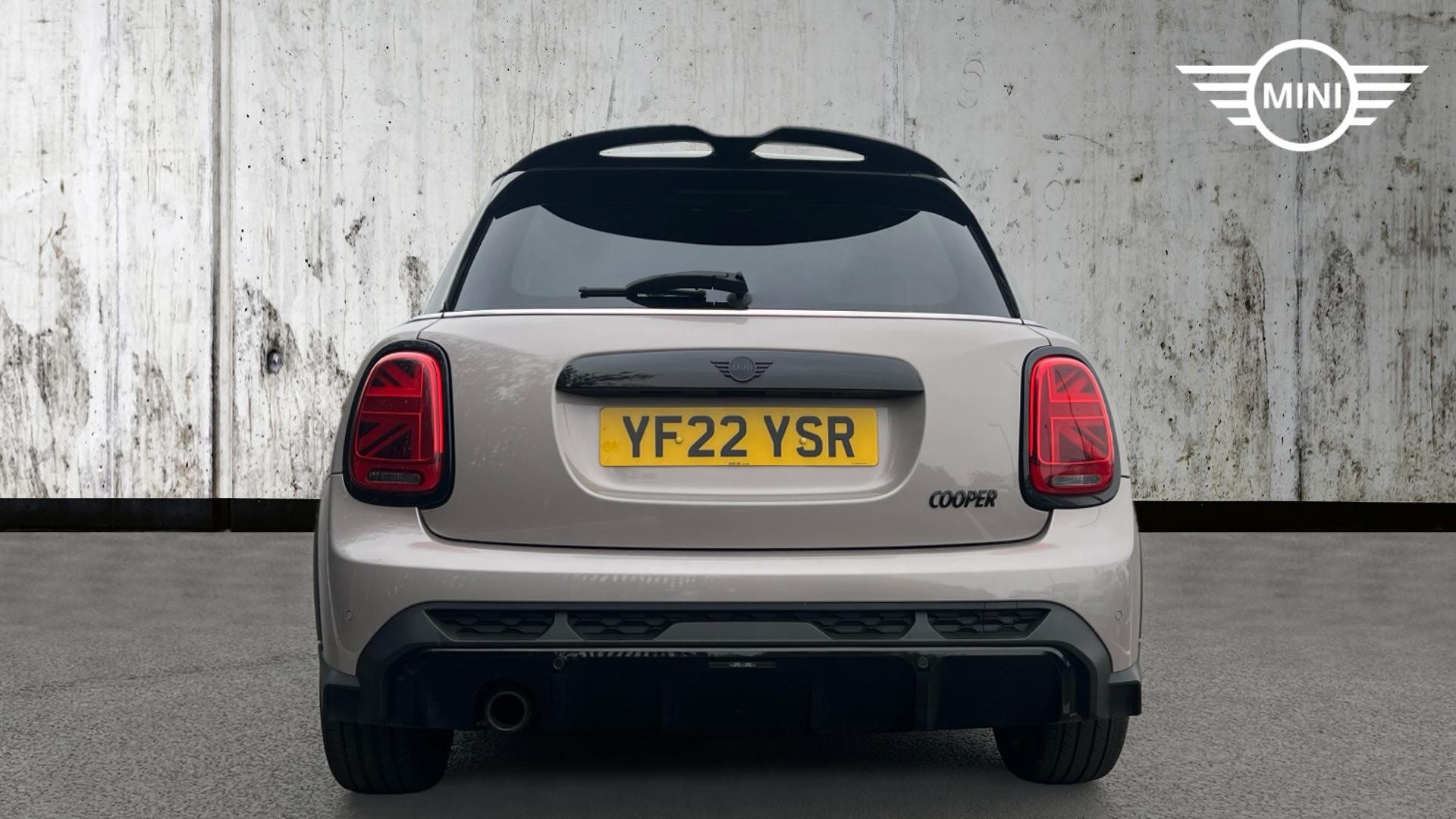 Used MINI 5-Door Hatch 1.5 Cooper Sport Steptronic Euro 6 (s/s) 5dr - Image 16