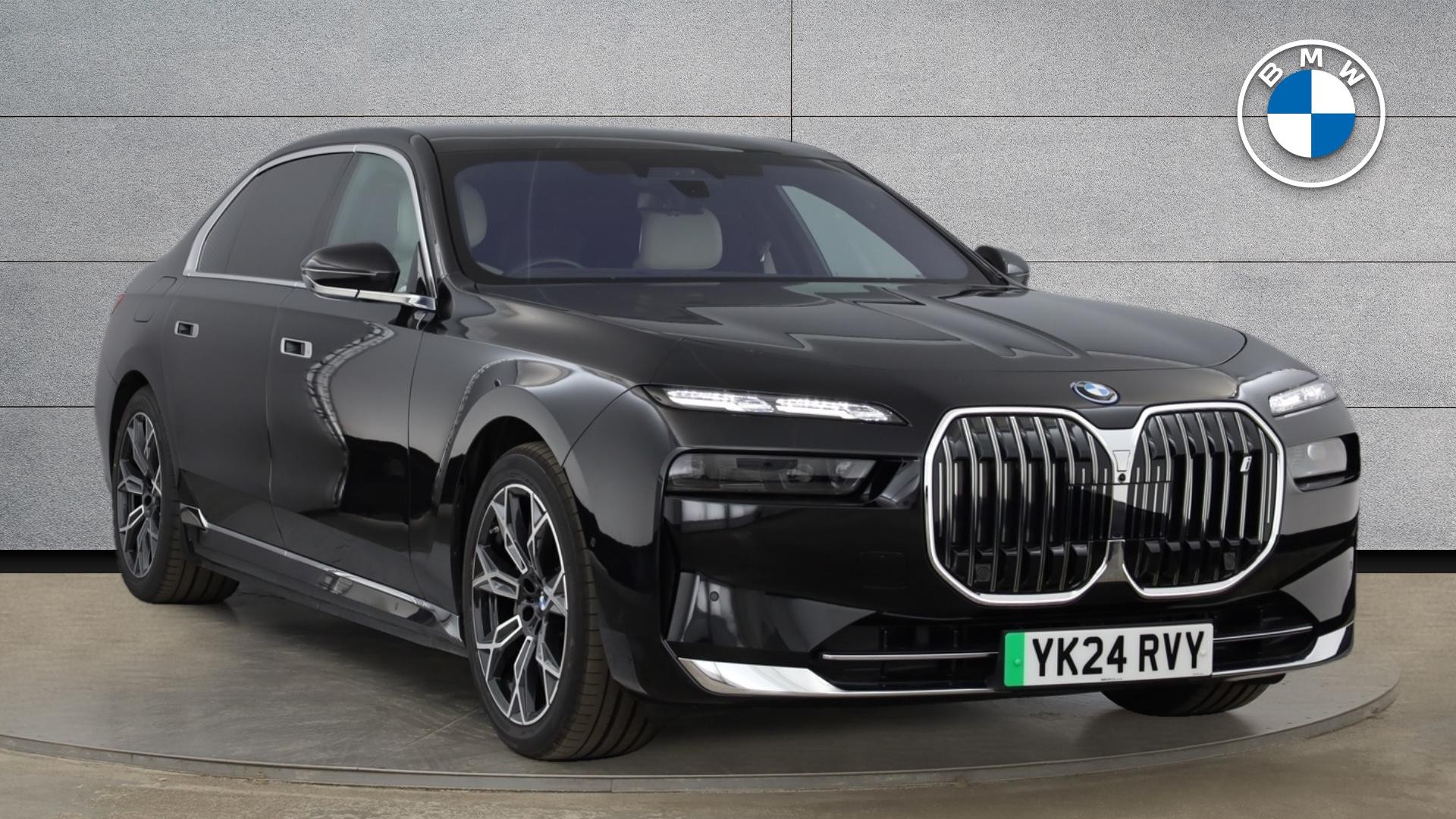 Used BMW i7 60 105.7kWh Excellence (Pro) Auto xDrive 4dr - Image 1