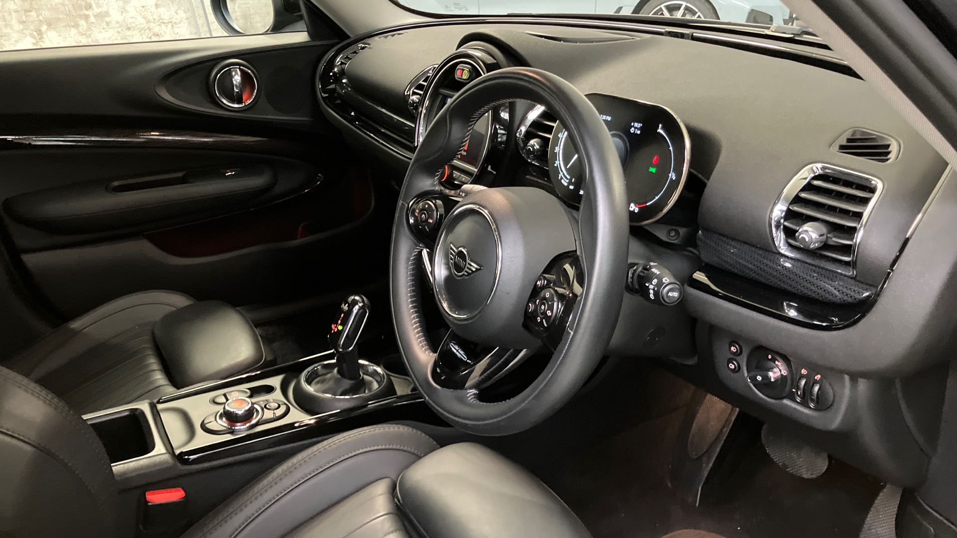 Used MINI Clubman (PX70XJF) Halliwell Jones