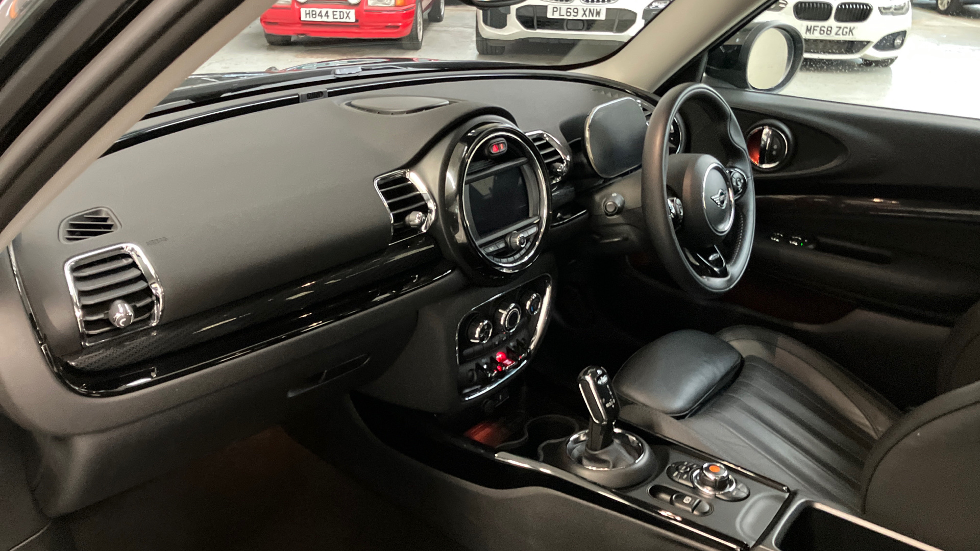 Used MINI Clubman (PX70XJF) Halliwell Jones