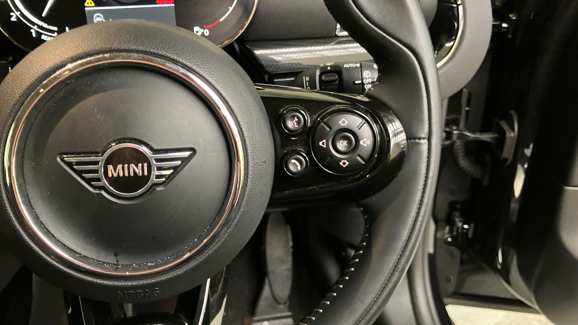 Used MINI Clubman (PX70XJF) Halliwell Jones