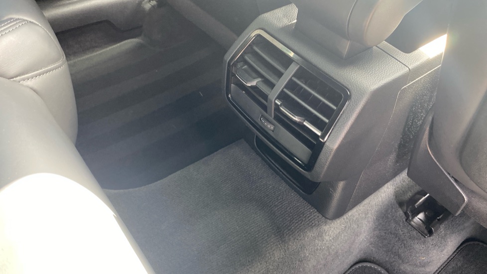 Audi RS Q3 TFSI Quattro Audi Sport Ed 5dr S Tronic[C+S] Petrol Estate - Image 46