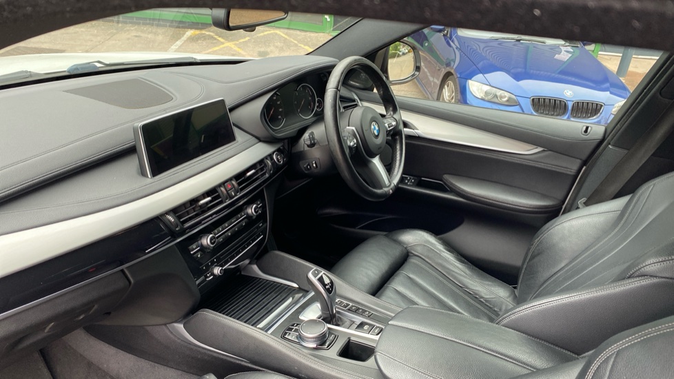 BMW X6 xDrive30d M Sport 5dr Step Auto Diesel Estate - Image 7