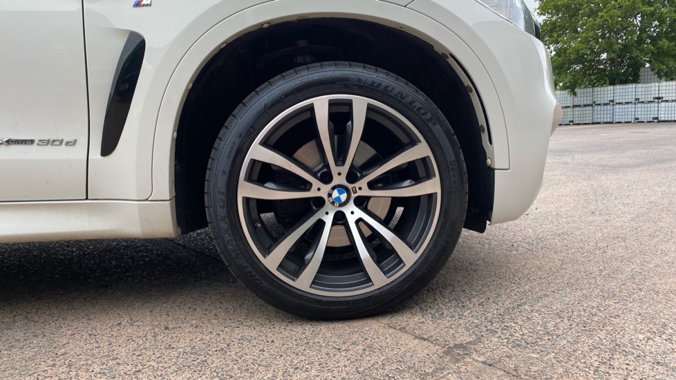 BMW X6 xDrive30d M Sport 5dr Step Auto Diesel Estate - Image 14
