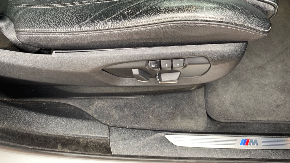 BMW X6 xDrive30d M Sport 5dr Step Auto Diesel Estate - Image 34