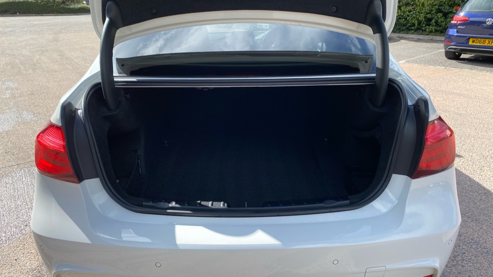BMW 3 Series 320i M Sport Shadow Edition 4dr Step Auto Petrol Saloon - Image 13