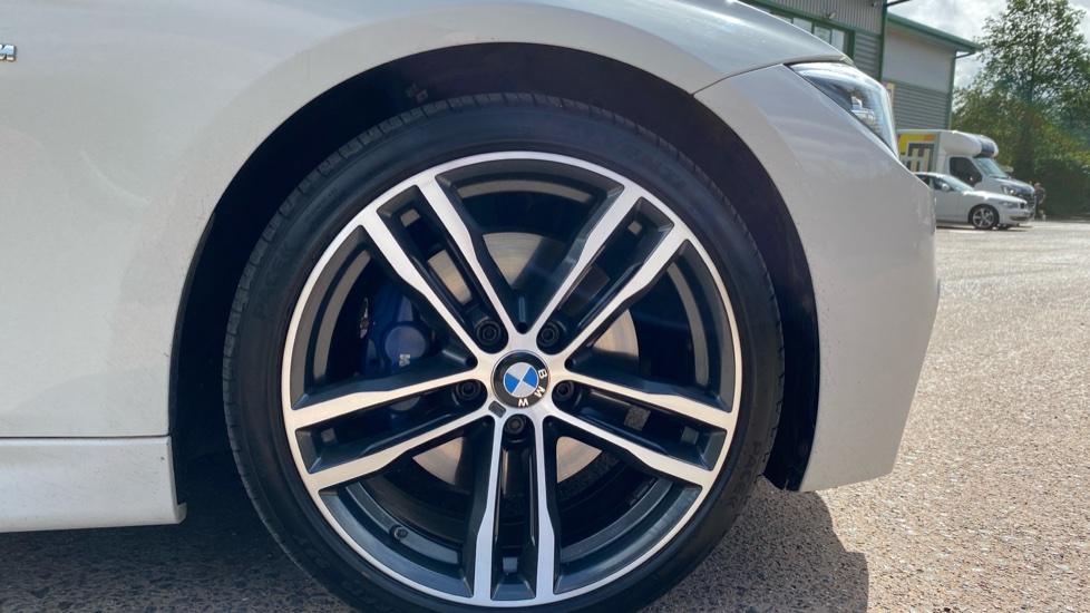 BMW 3 Series 320i M Sport Shadow Edition 4dr Step Auto Petrol Saloon - Image 14