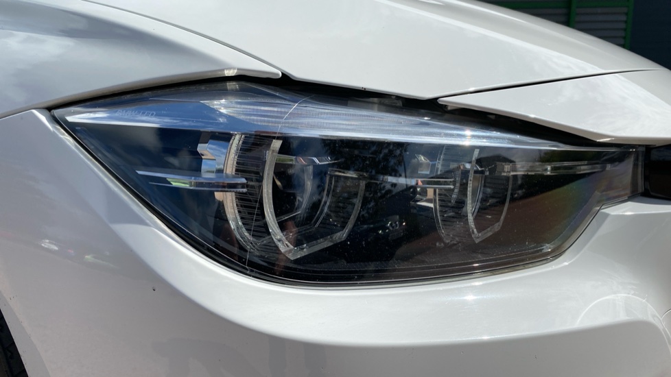 BMW 3 Series 320i M Sport Shadow Edition 4dr Step Auto Petrol Saloon - Image 23
