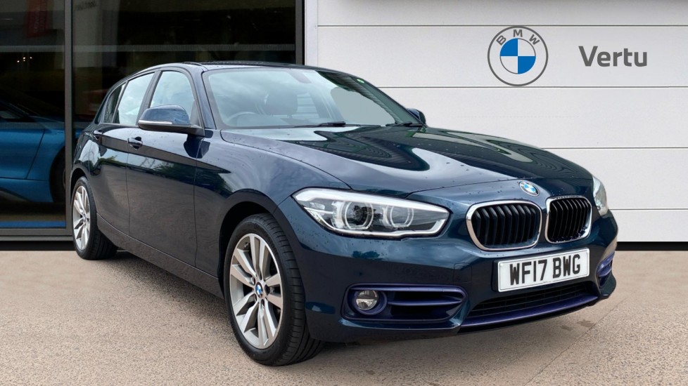BMW 1 Series 118i [1.5] SE 5dr [Nav/Servotronic] Step Auto Petrol Hatchback - Image 1