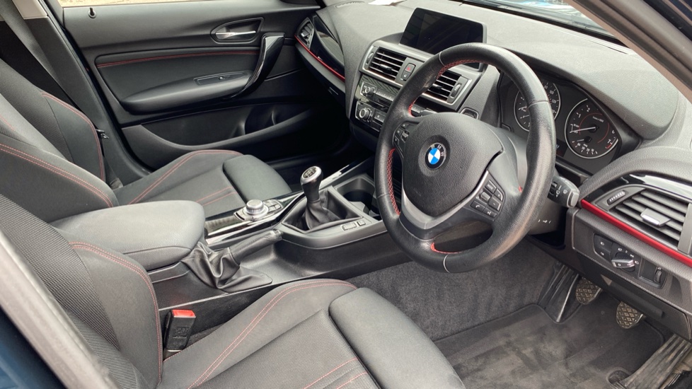 BMW 1 Series 118i [1.5] SE 5dr [Nav/Servotronic] Step Auto Petrol Hatchback - Image 7