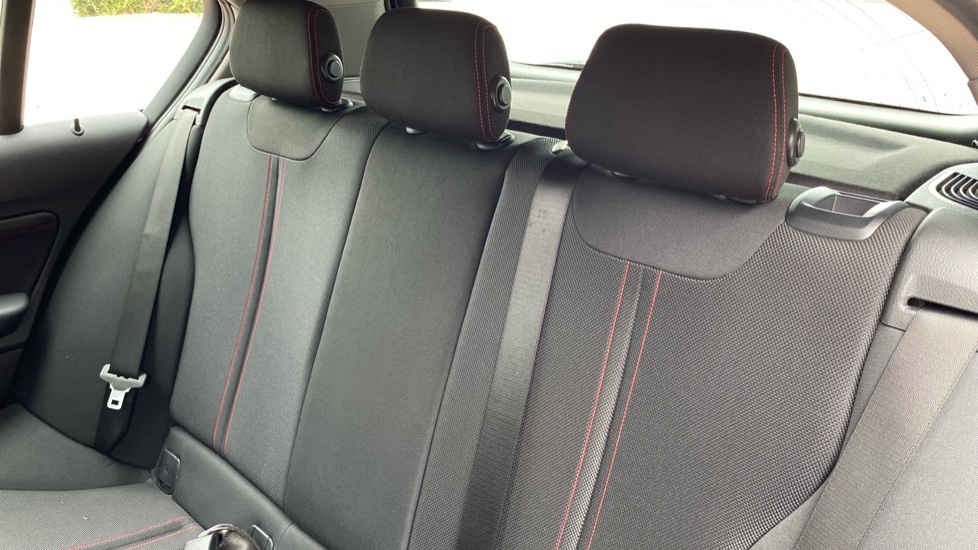 BMW 1 Series 118i [1.5] SE 5dr [Nav/Servotronic] Step Auto Petrol Hatchback - Image 13