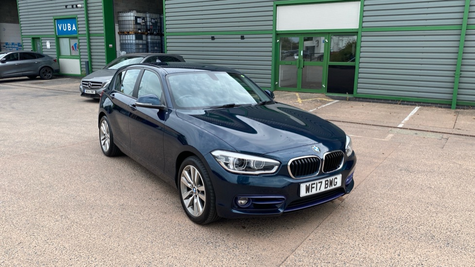 BMW 1 Series 118i [1.5] SE 5dr [Nav/Servotronic] Step Auto Petrol Hatchback - Image 25