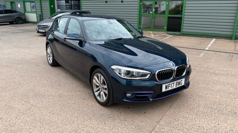 BMW 1 Series 118i [1.5] SE 5dr [Nav/Servotronic] Step Auto Petrol Hatchback - Image 29