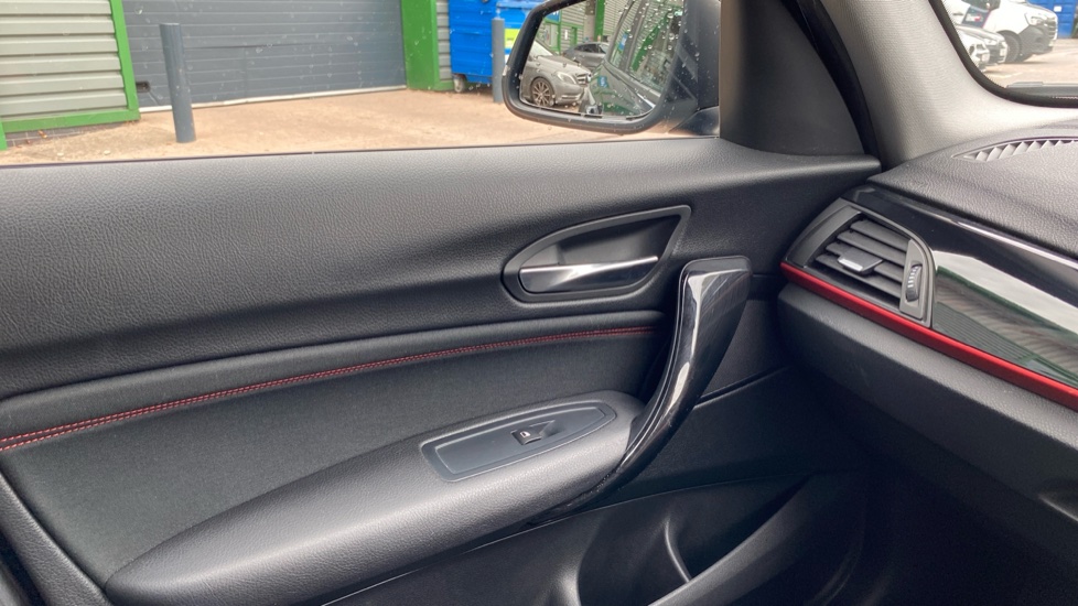 BMW 1 Series 118i [1.5] SE 5dr [Nav/Servotronic] Step Auto Petrol Hatchback - Image 55