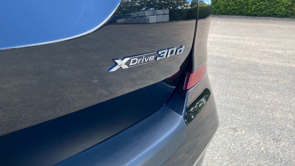 BMW X3 xDrive30d MHT M Sport 5dr Auto [Pro Pack] Diesel Estate - Image 33