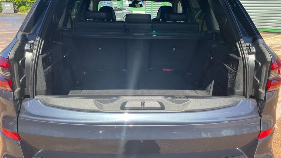BMW X5 xDrive30d MHT M Sport 5dr Auto Diesel Estate - Image 14