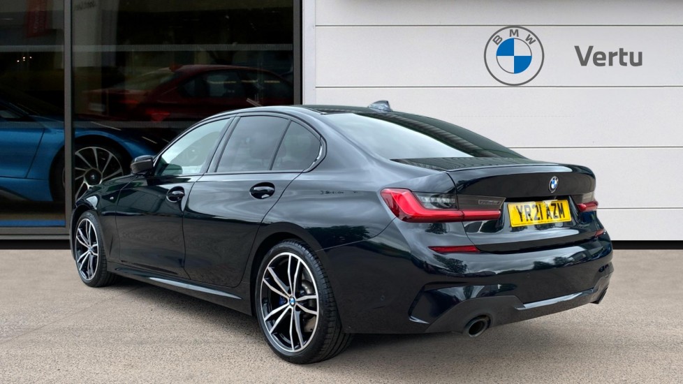 BMW 3 Series 320i xDrive M Sport 4dr Step Auto Petrol Saloon - Image 2