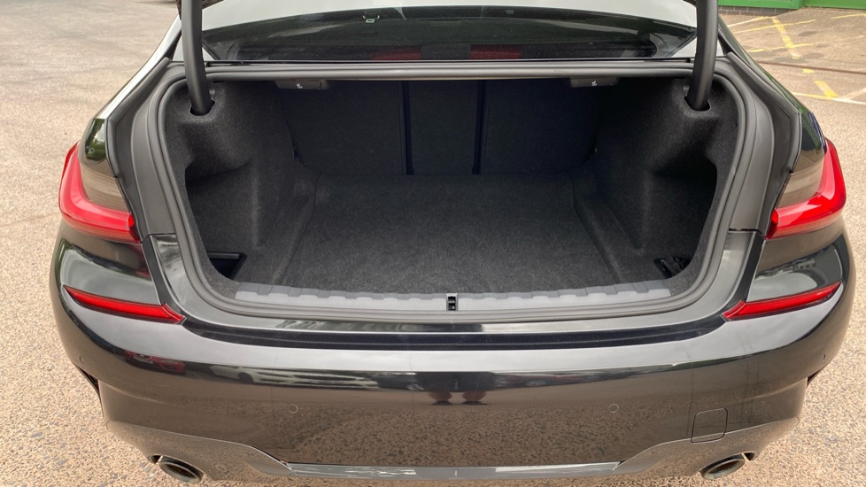 BMW 3 Series 320i xDrive M Sport 4dr Step Auto Petrol Saloon - Image 14