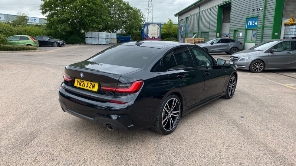BMW 3 Series 320i xDrive M Sport 4dr Step Auto Petrol Saloon - Image 25