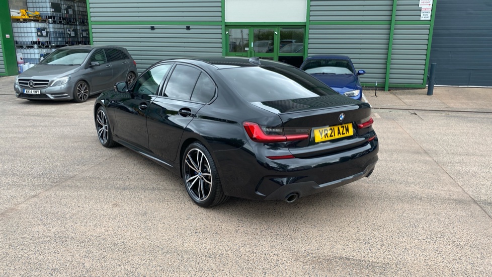 BMW 3 Series 320i xDrive M Sport 4dr Step Auto Petrol Saloon - Image 28