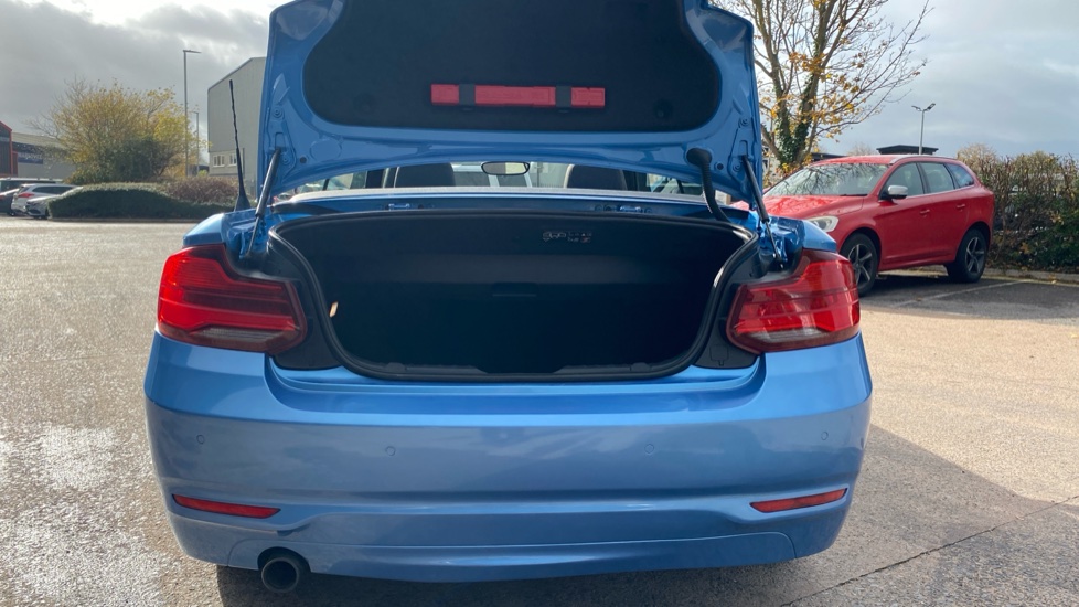 BMW 2 Series 218i Sport 2dr [Nav] Petrol Convertible - Image 4