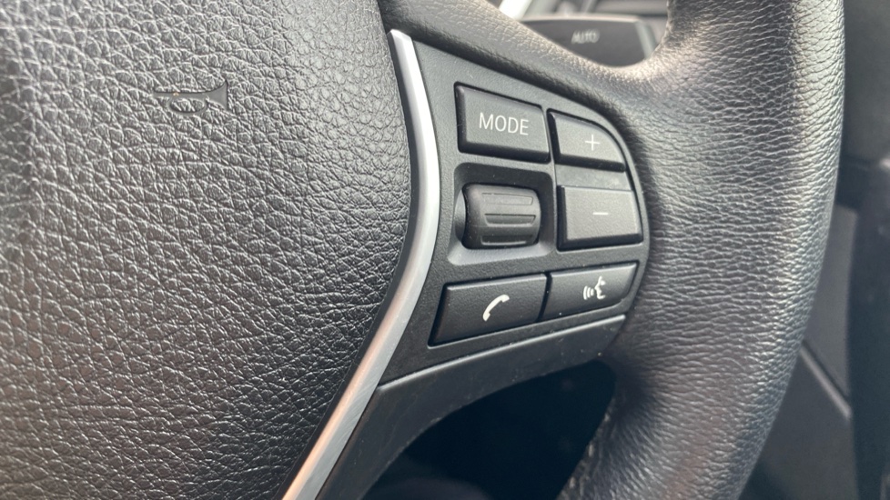 BMW 2 Series 218i Sport 2dr [Nav] Petrol Convertible - Image 36