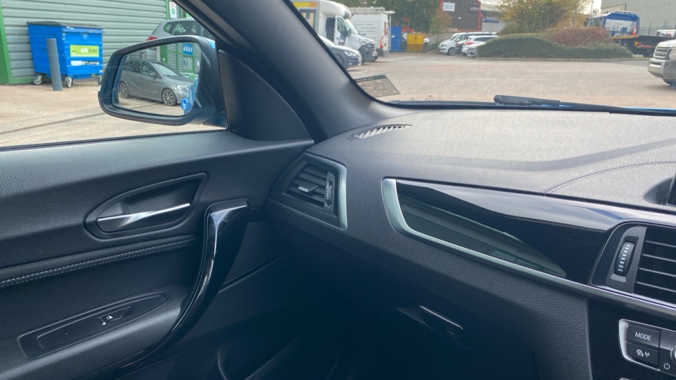 BMW 2 Series 218i Sport 2dr [Nav] Petrol Convertible - Image 37