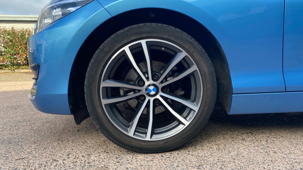 BMW 2 Series 218i Sport 2dr [Nav] Petrol Coupe - Image 7