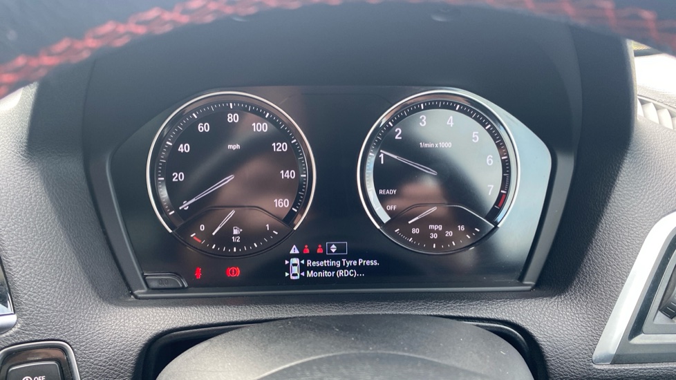 BMW 2 Series 218i Sport 2dr [Nav] Petrol Coupe - Image 18