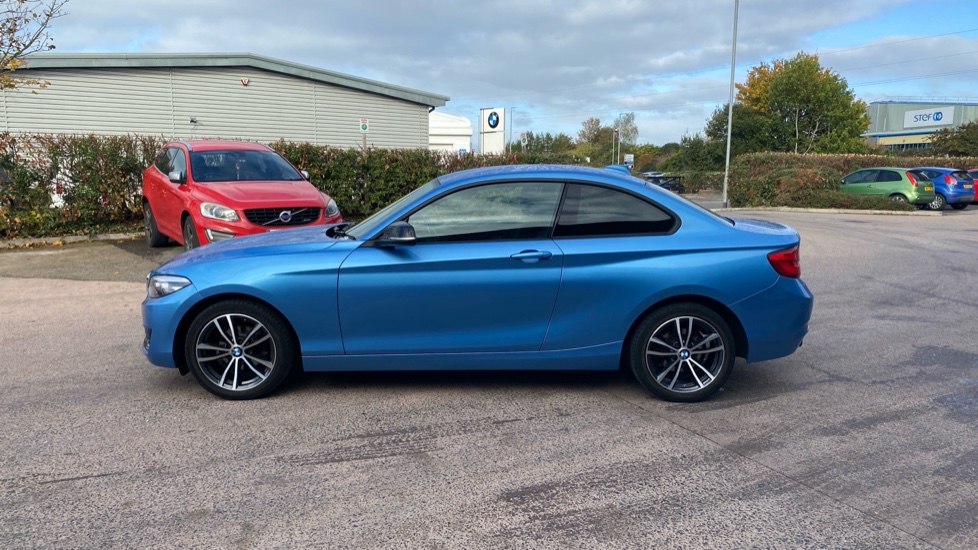 BMW 2 Series 218i Sport 2dr [Nav] Petrol Coupe - Image 23