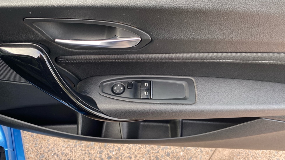 BMW 2 Series 218i Sport 2dr [Nav] Petrol Coupe - Image 39