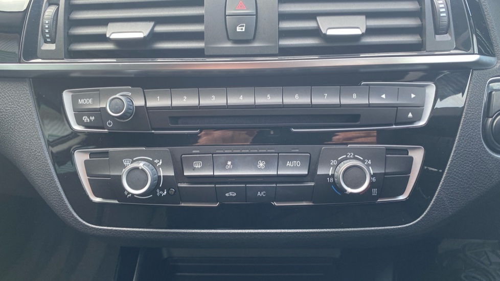 BMW 2 Series 218i Sport 2dr [Nav] Petrol Coupe - Image 53