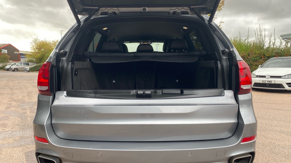 BMW X5 xDrive40d M Sport 5dr Auto Diesel Estate - Image 4