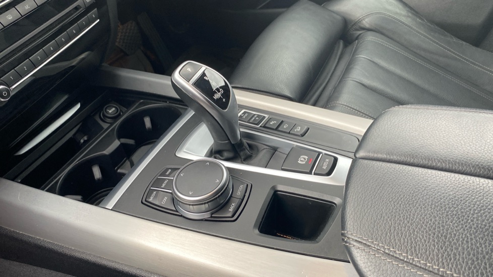BMW X5 xDrive40d M Sport 5dr Auto Diesel Estate - Image 13