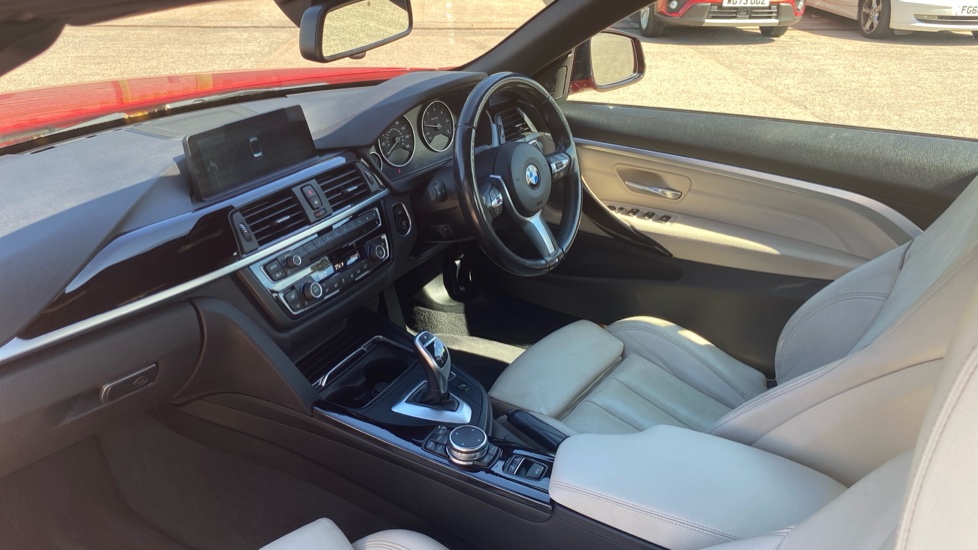 BMW 4 Series 420d [190] M Sport 2dr Auto [Professional Media] Diesel Convertible - Image 7