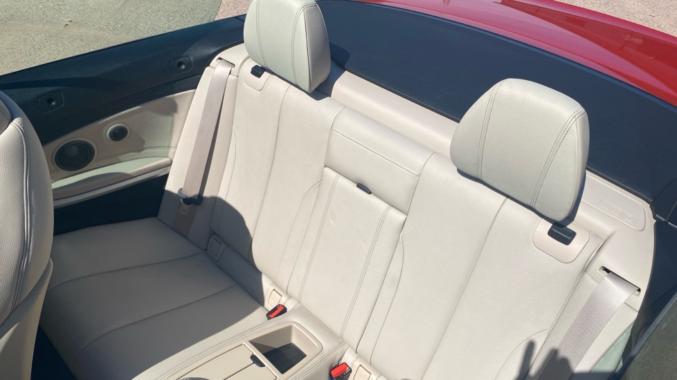BMW 4 Series 420d [190] M Sport 2dr Auto [Professional Media] Diesel Convertible - Image 12