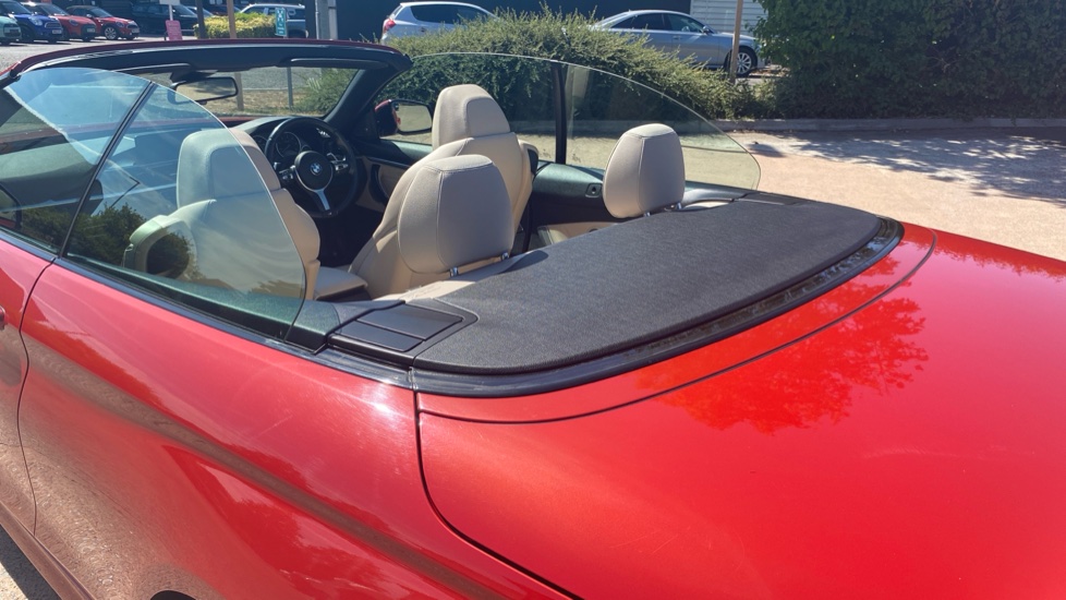 BMW 4 Series 420d [190] M Sport 2dr Auto [Professional Media] Diesel Convertible - Image 35