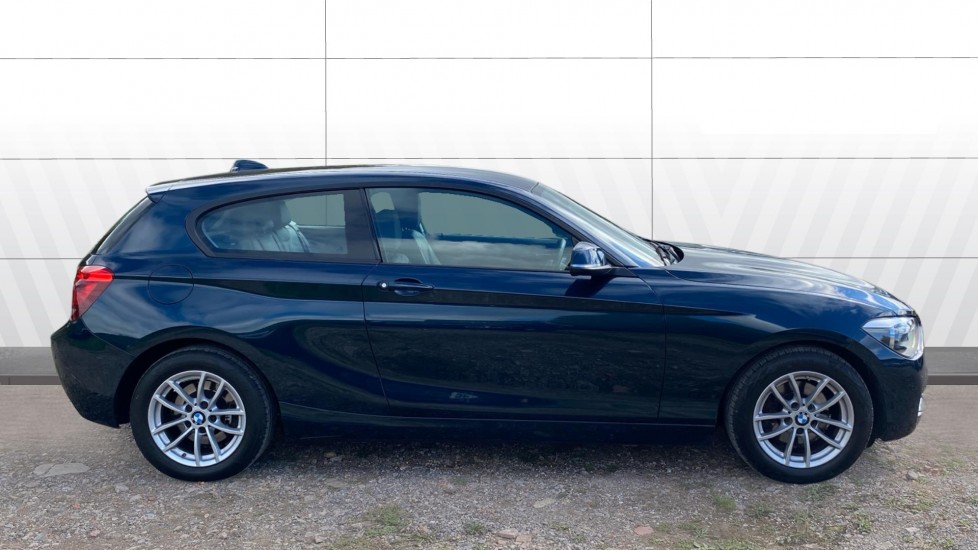 BMW 1 Series 120d SE 3dr Step Auto Diesel Hatchback - Image 5