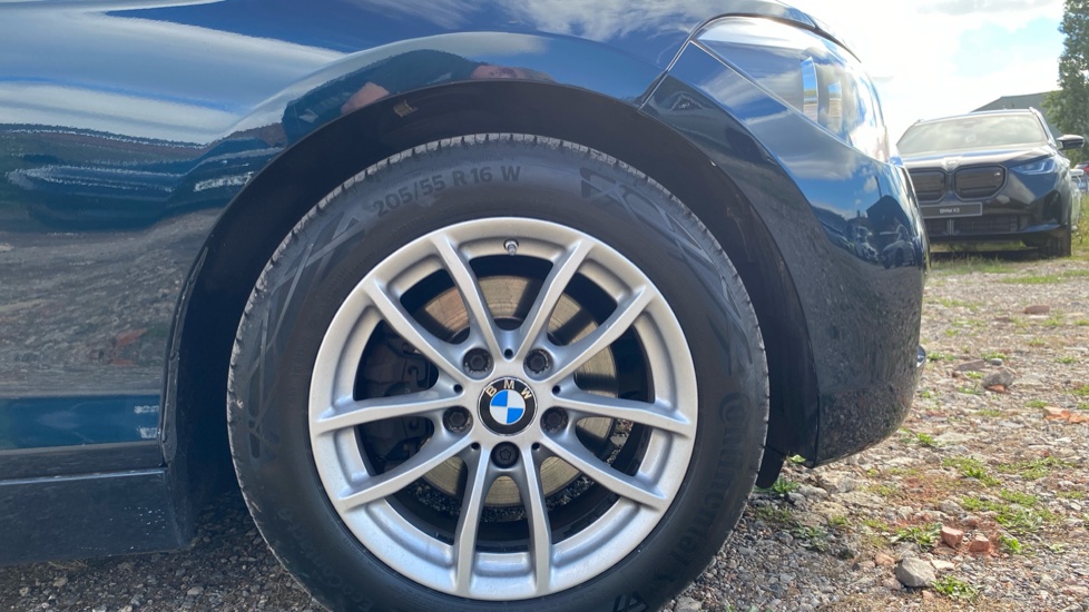 BMW 1 Series 120d SE 3dr Step Auto Diesel Hatchback - Image 7