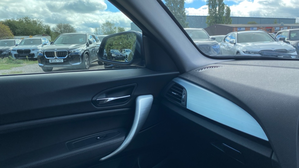 BMW 1 Series 120d SE 3dr Step Auto Diesel Hatchback - Image 44