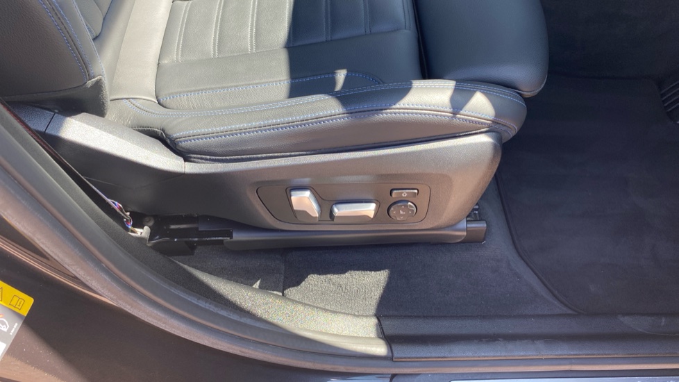 BMW iX3 210kW M Sport Pro 80kWh 5dr Auto Electric Estate - Image 41