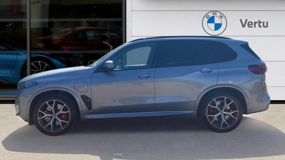 BMW X5 xDrive50e M Sport 5dr Auto Estate - Image 3