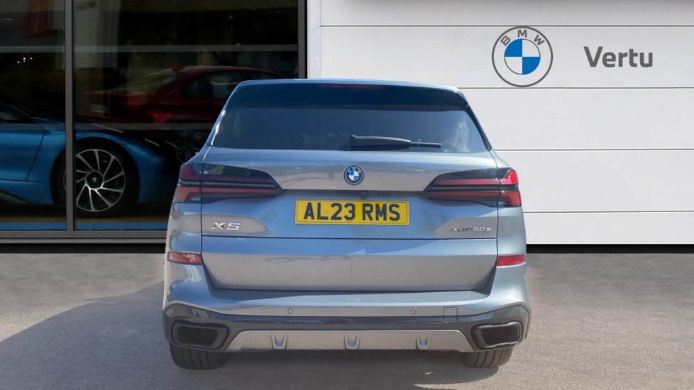 BMW X5 xDrive50e M Sport 5dr Auto Estate - Image 15