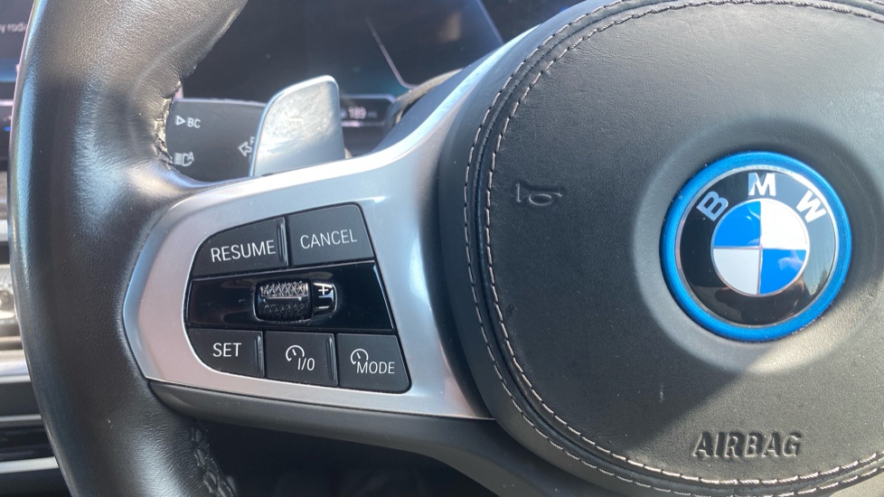 BMW X5 xDrive50e M Sport 5dr Auto Estate - Image 17
