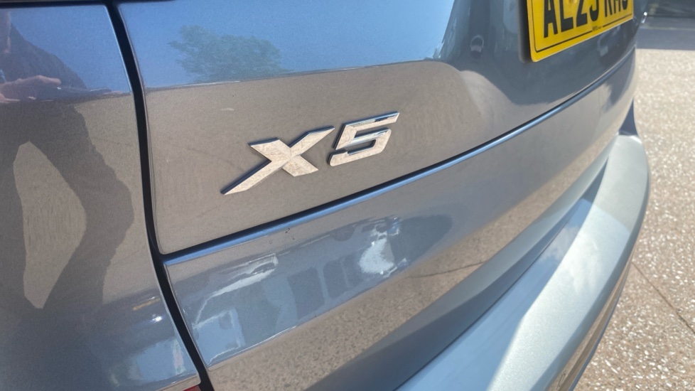 BMW X5 xDrive50e M Sport 5dr Auto Estate - Image 29